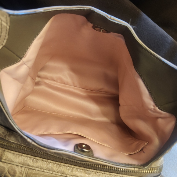 Coach | Maggie Crocodile Embossed Madison Handbag - Picture 7 of 9